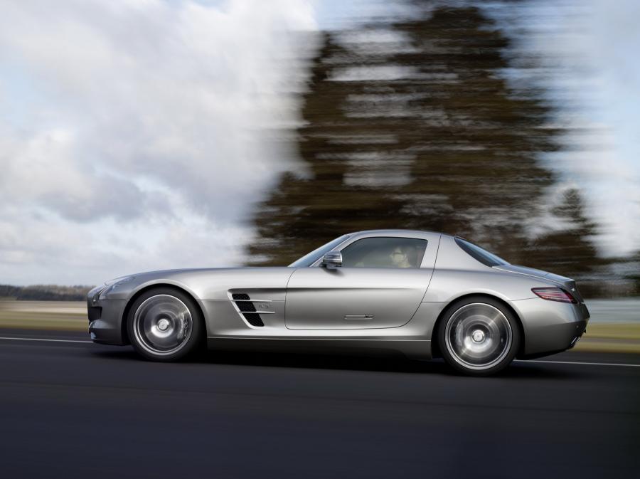  Mercedes-Benz SLS AMG 2010 года  (фото 226 из 526)